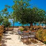 Villa Angelina *