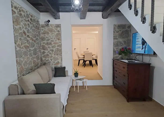 Angelina * Jakisnica